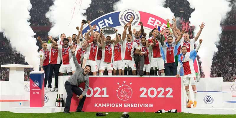 Hình ảnh này là ánh hào quang gần nhất còn sót lại của Ajax Amsterdam