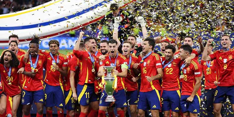 La Roja xuất sắc giành chức vô địch Euro lần thứ tư